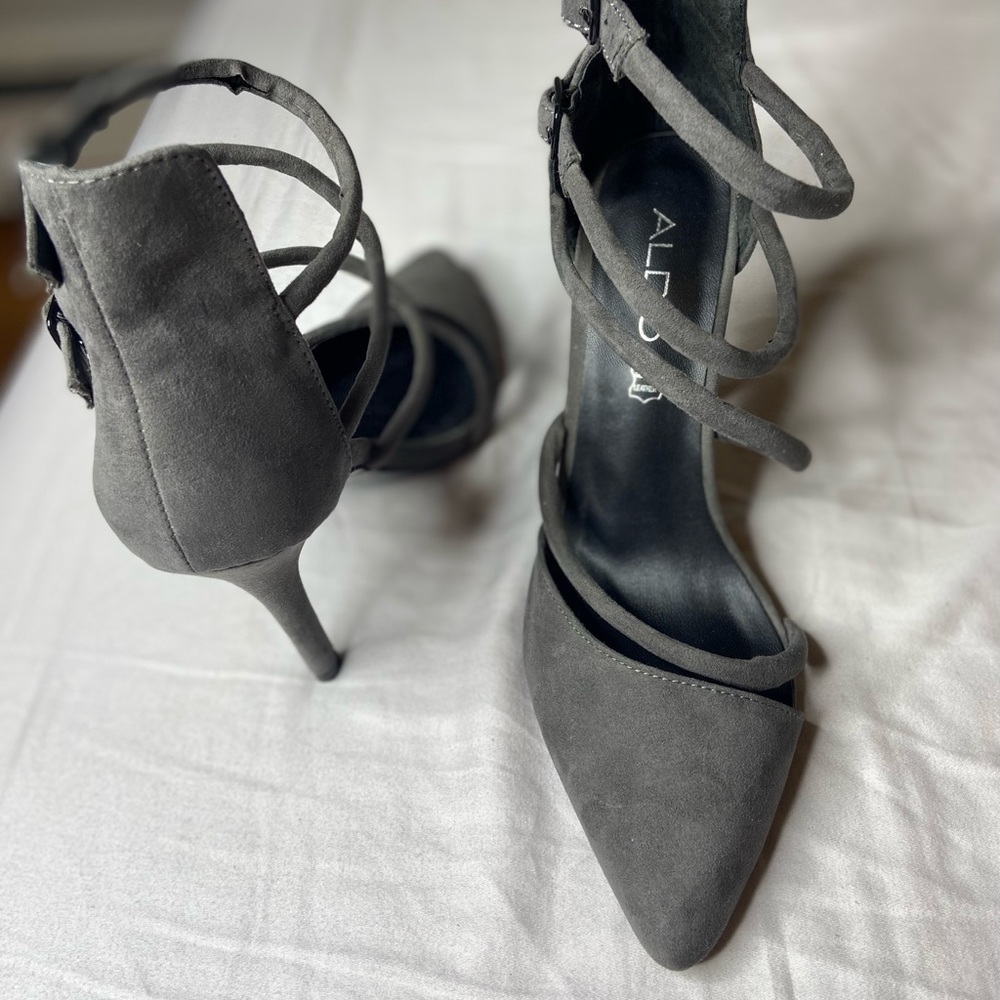 Gray Aldo heel